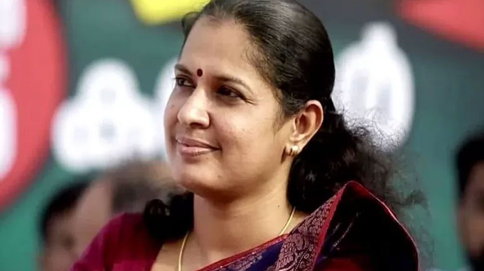 ADM Naveen Babu Death: ADM നവീൻ ബാബുവിന്റെ മരണം: പി പി ദിവ്യയെ ഇന്ന് പോലീസ് ചോദ്യം ചെയ്തേക്കും ADM Naveen Babu Death: ADM നവീൻ ബാബുവിന്റെ മരണം: പി പി ദിവ്യയെ ഇന്ന് പോലീസ് ചോദ്യം ചെയ്തേക്കും