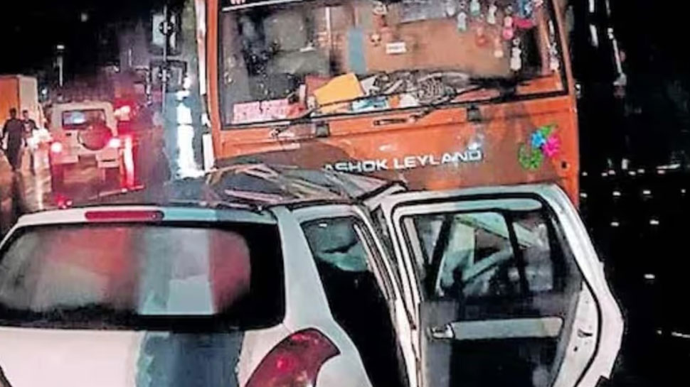Car Lorry collided at Palakkad Kalladikode; five died l പാലക്കാട് കാറും ...