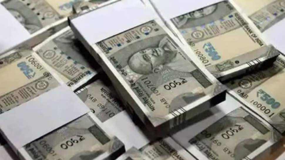 Kodakara Hawala Case: കൊടകര കുഴൽപ്പണ കേസിൽ വീണ്ടും അന്വേഷണം; മുഖ്യമന്ത്രിയും ഡിജിപിയും കൂടിക്കാഴ്ച നടത്തി Kodakara Hawala Case: കൊടകര കുഴൽപ്പണ കേസിൽ വീണ്ടും അന്വേഷണം; മുഖ്യമന്ത്രിയും ഡിജിപിയും കൂടിക്കാഴ്ച നടത്തി