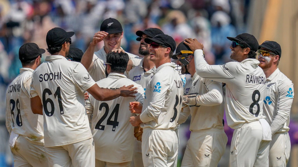 India vs New Zealand: നാണംകെട്ട് ഇന്ത്യ; കിവീസിനെതിരായ ടെസ്റ്റ് പരമ്പരയിൽ സമ്പൂർണ തോൽവി India vs New Zealand: നാണംകെട്ട് ഇന്ത്യ; കിവീസിനെതിരായ ടെസ്റ്റ് പരമ്പരയിൽ സമ്പൂർണ തോൽവി