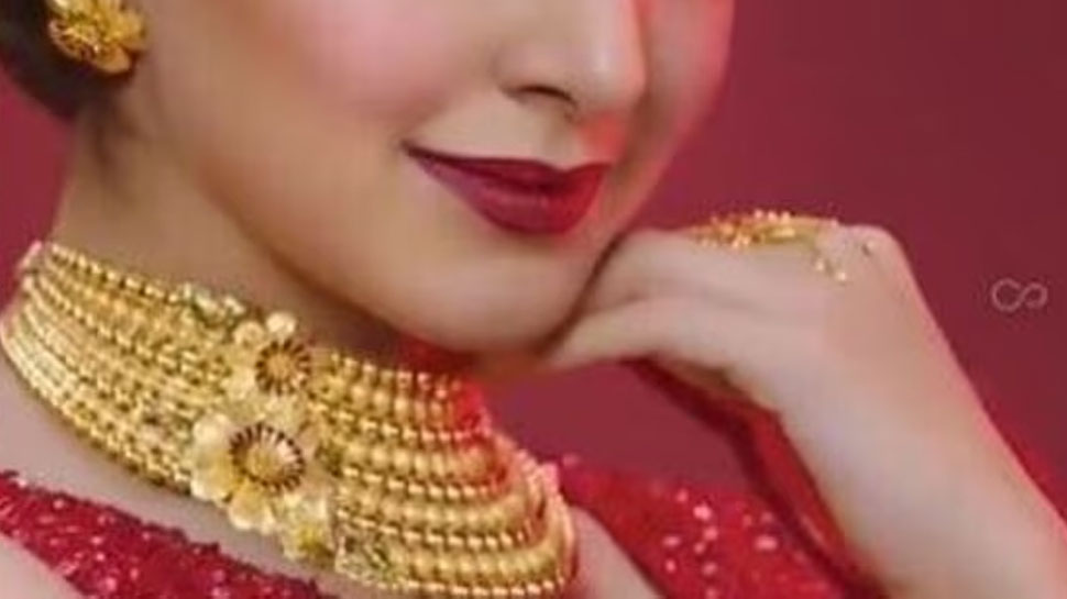 Gold Rate Today: സ്വർണവിലയിൽ മാറ്റമില്ല; മൂന്നാം ദിനവും ഒരേ നിരക്ക്! Gold Rate Today: സ്വർണവിലയിൽ മാറ്റമില്ല; മൂന്നാം ദിനവും ഒരേ നിരക്ക്!