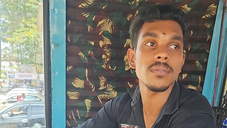 Kerala News: സ്വകാര്യ ബസ് ജീവനക്കാരൻ ബസിനുള്ളിൽ മരിച്ച നിലയിൽ; സംഭവം തിരുവനന്തപുരത്ത്