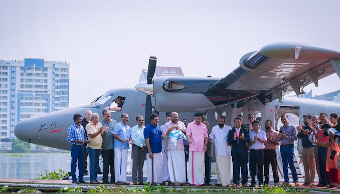 Sea Plane: വിനോദ സഞ്ചാരമേഖലയ്ക്ക് പുത്തൻ ചിറക് നൽകി കേരളത്തിന്റെ സീപ്ലെയിൻ; മാട്ടുപ്പെട്ടിയിലേക്ക് പറന്നിറങ്ങി സ്വപ്നപദ്ധതി