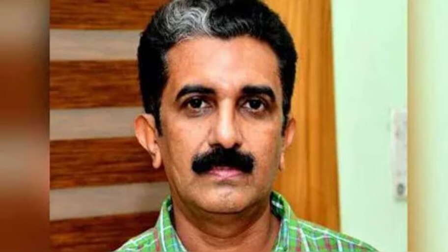 ADM Naveen Babu Death: 'നവീൻ ബാബുവിന്റെ മരണത്തിൽ പോലീസ് അന്വേഷണം ശരിയായ ദിശയിൽ'; സിബിഐ അന്വേഷണം വേണ്ടെന്ന് സർക്കാർ