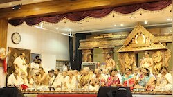 Guruvayur Ekadashi 2024: ദശമി ദിനത്തിൽ പഞ്ചരത്ന കീർത്തനാലാപനം; ഗുരുവായൂർ ചെമ്പൈ സംഗീതോത്സവ വേദി ആനന്ദ നിർവൃതിയിൽ