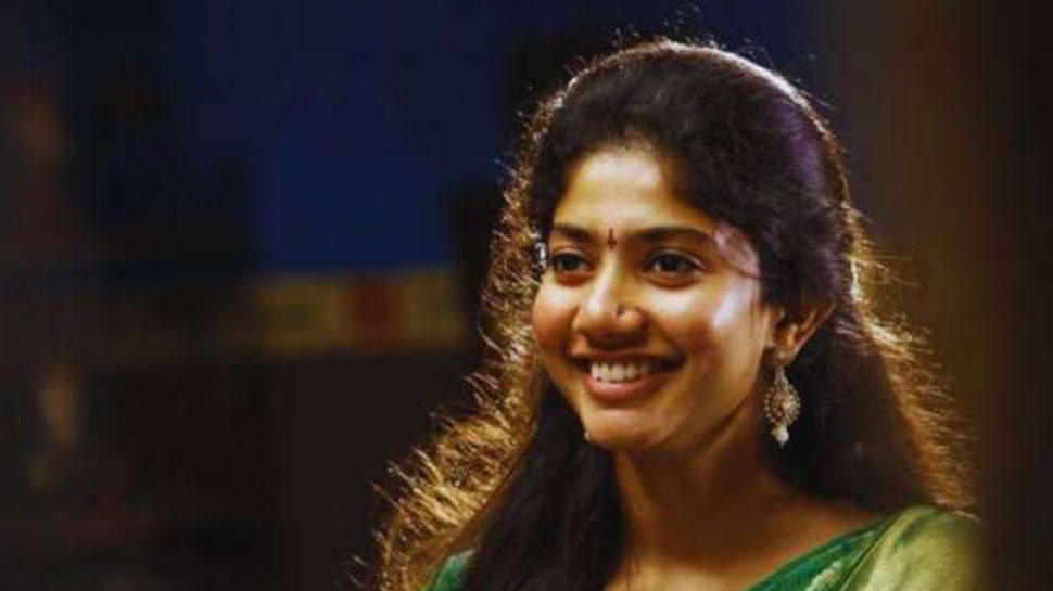 Sai Pallavi: വ്യാജ വാർത്ത പ്രചരിപ്പിച്ചാൽ നിയമനടപടി സ്വീകരിക്കും Sai Pallavi: വ്യാജ വാർത്ത പ്രചരിപ്പിച്ചാൽ നിയമനടപടി സ്വീകരിക്കും