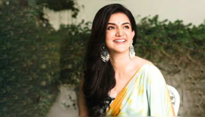 Honey Rose Complaint: അശ്ലീല പരാമർശം; ബോബി ചെമ്മണ്ണൂരിനെതിരെ പരാതി നൽകി നടി ഹണി റോസ്