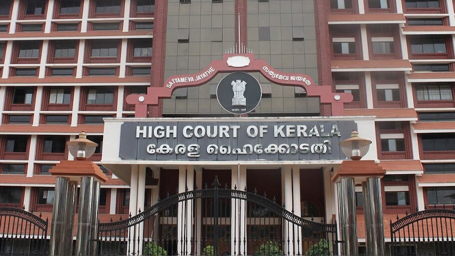 Kerala High Court: വഴിയടച്ച് പാ‍ർട്ടി സമരവും സമ്മേളനവും; എം.വി ​ഗോവിന്ദനും ബിനോയ് വിശ്വവും അടക്കമുള്ള നേതാക്കൾ ഹാജരാകണം 