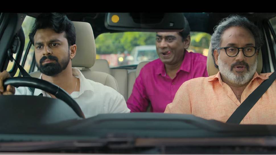Bestie Teaser: മമ്മൂട്ടിയുടെ ലുക്കുള്ള എനിക്കെത്ര സ്ത്രീധനം കിട്ടും? 'ബെസ്റ്റി' ടീസർ Bestie Teaser: മമ്മൂട്ടിയുടെ ലുക്കുള്ള എനിക്കെത്ര സ്ത്രീധനം കിട്ടും? 'ബെസ്റ്റി' ടീസർ