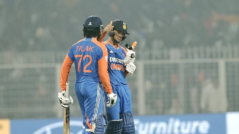 India vs England T20: ഇംഗ്ലണ്ടിനെതിരായ ടി20യിൽ ഇന്ത്യക്ക് ഏഴ് വിക്കറ്റ് വിജയം India vs England T20: ഇംഗ്ലണ്ടിനെതിരായ ടി20യിൽ ഇന്ത്യക്ക് ഏഴ് വിക്കറ്റ് വിജയം