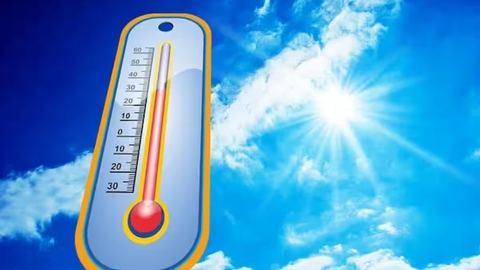 High Temperature Alert: കുടയോ തൊപ്പിയോ എടുത്തോണേ... സംസ്ഥാനത്ത് ചൂട് കൂടും; ഒറ്റപ്പെട്ടയിടങ്ങളിൽ 3 °C വരെ താപനില ഉയരാൻ സാധ്യത High Temperature Alert: കുടയോ തൊപ്പിയോ എടുത്തോണേ... സംസ്ഥാനത്ത് ചൂട് കൂടും; ഒറ്റപ്പെട്ടയിടങ്ങളിൽ 3 °C വരെ താപനില ഉയരാൻ സാധ്യത