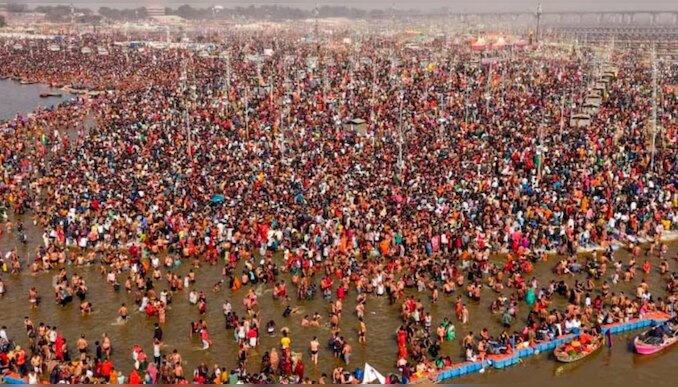 Maha Kumbh Mela 2025: മഹാകുംഭമേളയ്ക്ക് ഇന്ന് അവസാനം; തീർത്ഥാടകരോടൊപ്പം ഒഴുകിയെത്തിയത് മൂന്നുലക്ഷം കോടി രൂപ!