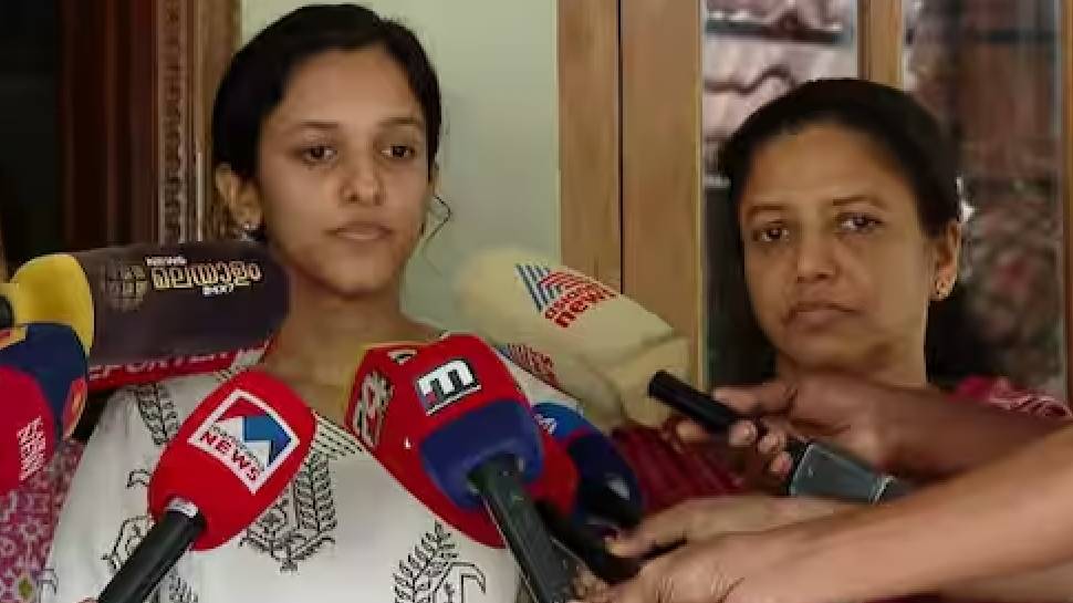 Naveen Babu Death: 'ഓൺലൈൻ മാധ്യമങ്ങൾ അപവാദപ്രചരണം നടത്തുന്നു'; ഇല്ലാത്ത കാര്യങ്ങൾ പ്രചരിപ്പിക്കരുതെന്ന് നവീൻ ബാബുവിന്റെ മകൾ