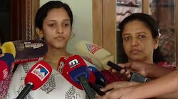 Naveen Babu Death: 'ഓൺലൈൻ മാധ്യമങ്ങൾ അപവാദപ്രചരണം നടത്തുന്നു'; ഇല്ലാത്ത കാര്യങ്ങൾ പ്രചരിപ്പിക്കരുതെന്ന് നവീൻ ബാബുവിന്റെ മകൾ