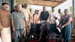 മമ്മൂട്ടിയുടെ സ്നേഹസ്പർശം; വീൽചെയറുകൾ പ്രയോജനപ്പെടുക കുട്ടികളുൾപ്പടെ നിരവധി പേർക്ക്