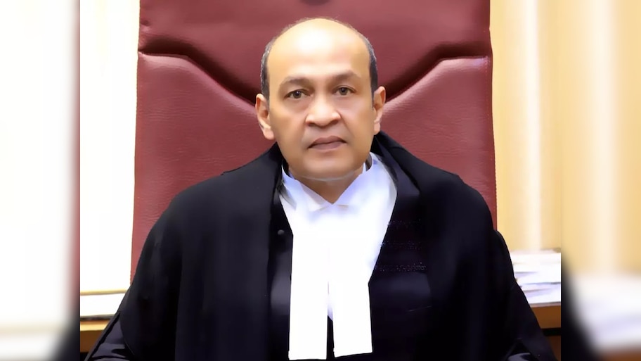 Justice Yeswanth Varma:  ഡൽഹി ജഡ്ജിയുടെ വീട്ടിൽ  കെട്ടുകണക്കിന് പണം! ആരാണ് ഡൽഹി ഹൈക്കോടതിയിലെ ജസ്റ്റിസ് യശ്വന്ത് വർമ്മ