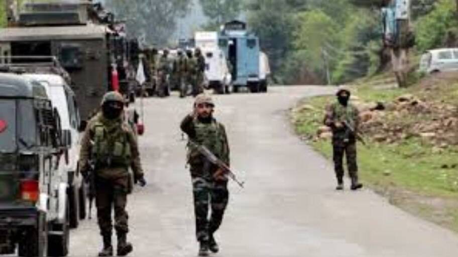 Terrorist Attack: ജമ്മു കശ്മീരിൽ വിനോദസഞ്ചാരികൾക്ക് നേരെ ഭീകരാക്രമണം; ഒരു മരണം, 7 പേര്‍ക്ക് പരിക്ക്