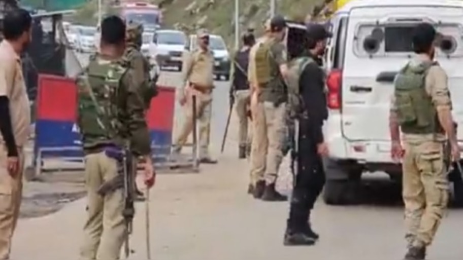 Pahalgam Terror Attack: ജമ്മു കശ്മീർ ഭീകരാക്രമണത്തിൽ മരണസംഖ്യ ഉയരുന്നു; സാഹചര്യം വിലയിരുത്തി പ്രധാനമന്ത്രി, അമിത് ഷാ ശ്രീന​ഗറിലേക്ക്