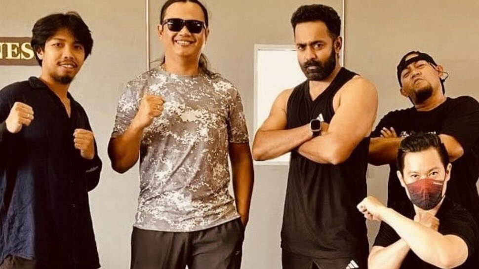 Tiki Taka Movie Update: ആക്ഷൻ മോഡ് ഓൺ..! ആസിഫ് 'ടിക്കി ടാക്ക' സെറ്റിൽ തിരിച്ചെത്തി; രണ്ടാം ഷെഡ്യൂൾ ചെല്ലാനത്ത്
