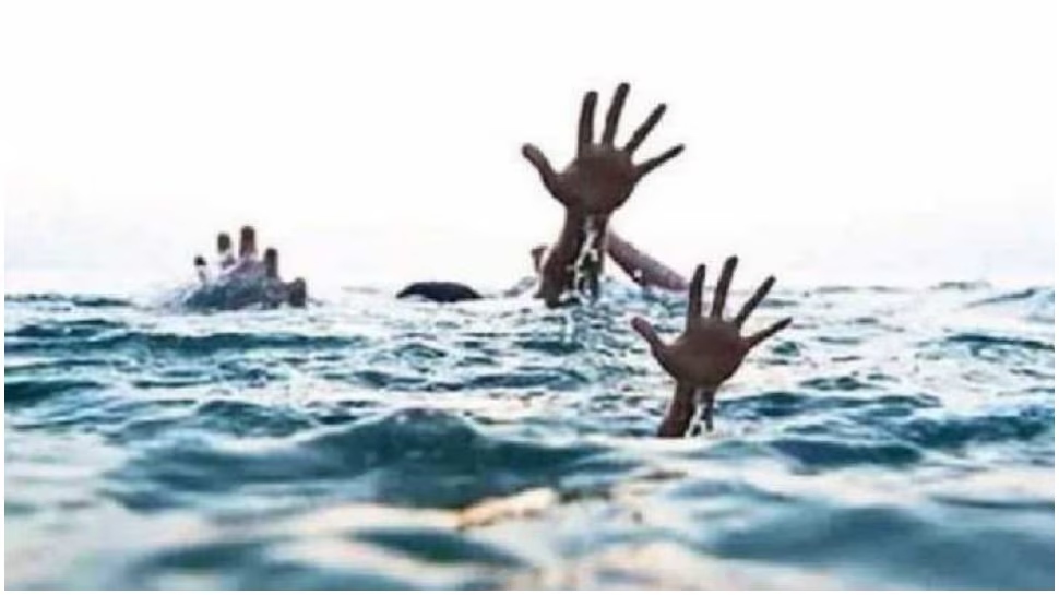Drown Death: പാലക്കാട് സഹോദരങ്ങൾ ഉൾപ്പെടെ മൂന്നു കുട്ടികൾ കുളത്തിൽ മുങ്ങിമരിച്ചു Drown Death: പാലക്കാട് സഹോദരങ്ങൾ ഉൾപ്പെടെ മൂന്നു കുട്ടികൾ കുളത്തിൽ മുങ്ങിമരിച്ചു