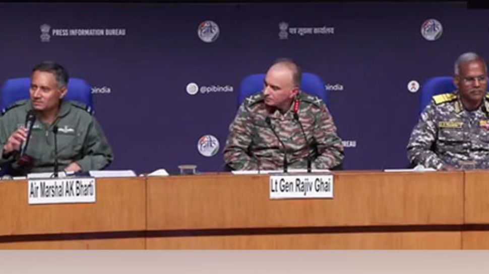 India Pakistan Ceasefire Understanding: വെടിനിർത്തൽ അനിശ്ചിതത്വത്തിലെന്ന് സേന; പ്രകോപനമുണ്ടായാൽ തിരിച്ചടിക്കും India Pakistan Ceasefire Understanding: വെടിനിർത്തൽ അനിശ്ചിതത്വത്തിലെന്ന് സേന; പ്രകോപനമുണ്ടായാൽ തിരിച്ചടിക്കും