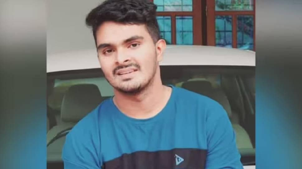 Venjarammodu Massacre: വെഞ്ഞാറമൂട് കൂട്ടക്കൊലക്കേസ്; രണ്ടാം വട്ടം ആത്മഹത്യക്ക് ശ്രമിച്ച പ്രതി അഫാന്റെ നില അതീവ ഗുരുതരമായി തുടരുന്നു Venjarammodu Massacre: വെഞ്ഞാറമൂട് കൂട്ടക്കൊലക്കേസ്; രണ്ടാം വട്ടം ആത്മഹത്യക്ക് ശ്രമിച്ച പ്രതി അഫാന്റെ നില അതീവ ഗുരുതരമായി തുടരുന്നു