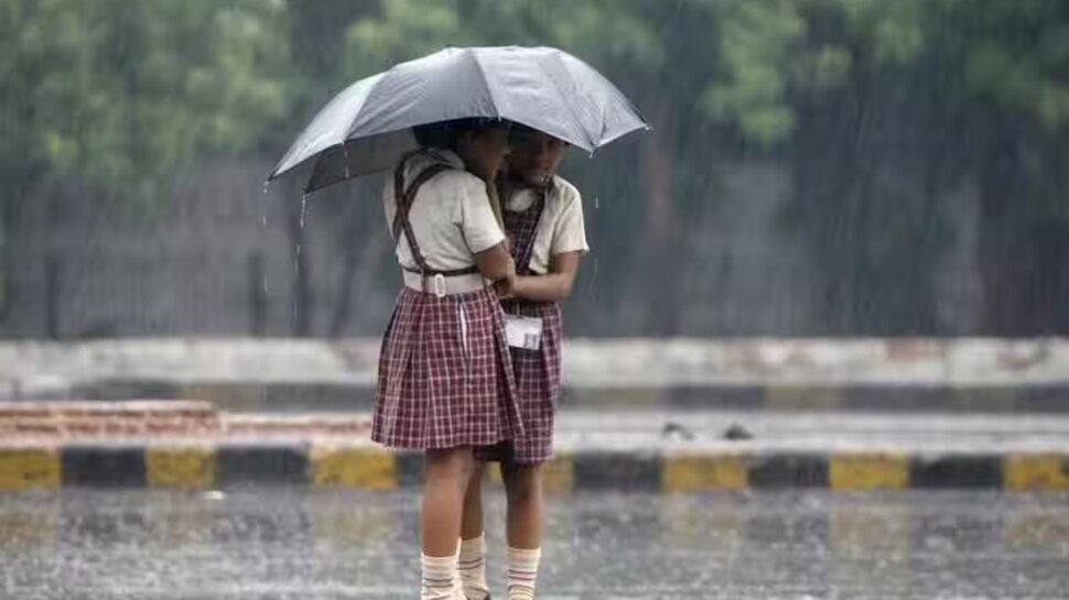 Kerala Rain Alert: മഴ ശക്തം ആറ് ജില്ലകളിലെ വിദ്യാഭ്യാസ സ്ഥാപനങ്ങൾക്ക് ഇന്ന് അവധി