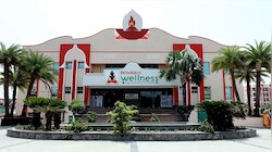 Patanjali: രോഗികളുടെ പരിചരണത്തിനും രോഗമുക്തിക്കും പതഞ്ജലി ചികിത്സാലയത്തെ മറ്റ് ആശുപത്രികളിൽ നിന്ന് വ്യത്യസ്തവും സവിശേഷവുമാക്കുന്നത് എന്താണ്?