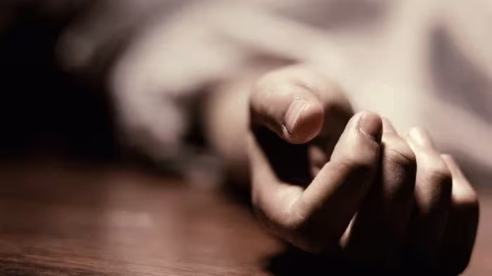 Student Death Palakkad: പാലക്കാട് വിദ്യാർഥിനിയെ വീടിനകത്ത് തൂങ്ങിമരിച്ച നിലയിൽ കണ്ടെത്തി