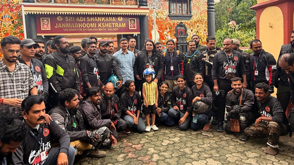 Kerala Bullet Bikers: 'ബുള്ളറ്റ് എഗൈൻസ്റ്റ് ബുള്ളറ്റ്''; പഹൽഗാം ഭീകരാക്രമണത്തിൽ പ്രതിഷേധിച്ച് കേരളത്തിലെ ബൈക്കർമാർ, ബുള്ളറ്റുമായി കശ്മീരിൽ Kerala Bullet Bikers: 'ബുള്ളറ്റ് എഗൈൻസ്റ്റ് ബുള്ളറ്റ്''; പഹൽഗാം ഭീകരാക്രമണത്തിൽ പ്രതിഷേധിച്ച് കേരളത്തിലെ ബൈക്കർമാർ, ബുള്ളറ്റുമായി കശ്മീരിൽ