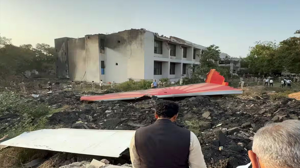 Ahmedabad Plane Crash: അഹമ്മദാബാദ് വിമാന ദുരന്തം: അന്വേഷണത്തിന് ഉന്നതതല സമിതി രൂപീകരിച്ച് കേന്ദ്ര സർക്കാർ Ahmedabad Plane Crash: അഹമ്മദാബാദ് വിമാന ദുരന്തം: അന്വേഷണത്തിന് ഉന്നതതല സമിതി രൂപീകരിച്ച് കേന്ദ്ര സർക്കാർ