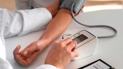 Blood Pressure LoweringTips: 'സൈലന്റ് കില്ല'റിനെ വീട്ടില്‍ തുരത്താം... ഈ ഹോം റെമഡീസ് ഒന്ന് പരീക്ഷിച്ച് നോക്കൂ