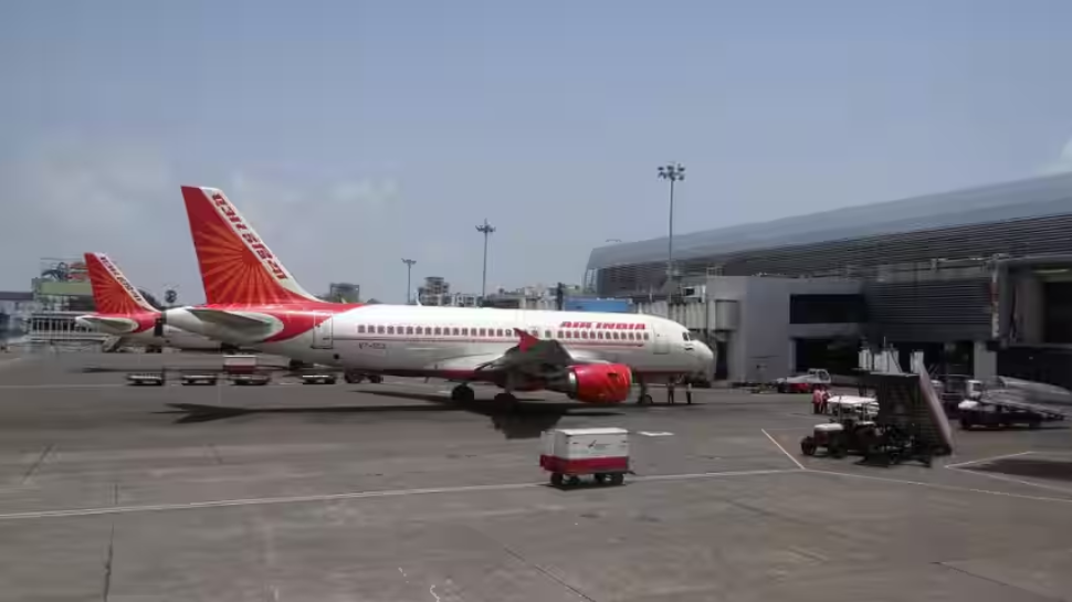DGCA warns Air India: സുരക്ഷാ പരിശോധനകൾ നടത്താതെ സർവീസ് നടത്തി; എയർ ഇന്ത്യക്ക് ഡിജിസിഎയുടെ മുന്നറിയിപ്പ് DGCA warns Air India: സുരക്ഷാ പരിശോധനകൾ നടത്താതെ സർവീസ് നടത്തി; എയർ ഇന്ത്യക്ക് ഡിജിസിഎയുടെ മുന്നറിയിപ്പ്