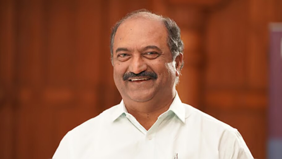 Welfare pension distribution: ജൂണിലെ പെൻഷൻ വിതരണം തുടങ്ങി; കെപിസിസി അധ്യക്ഷന്റെ ആരോപണം അടിസ്ഥാനരഹിതമെന്ന് കെഎൻ ബാല​ഗോപാൽ