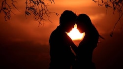 Love Horoscope Today: പ്രണയ രാശിഫലം; മേടരാശിക്കാര്‍ പങ്കാളിയെ ആശ്രയിക്കാന്‍ മടിക്കണ്ട, മീനരാശിക്കാര്‍ക്ക് പുതിയ പ്രണയം