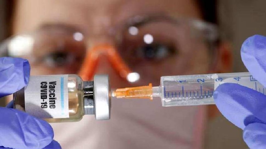 Covid Vaccine: 'ഹൃദയാഘാതം മൂലമുള്ള മരണങ്ങൾക്ക് കാരണം കോവിഡ് വാക്സിനല്ല'; കേന്ദ്ര ആരോഗ്യമന്ത്രാലയം