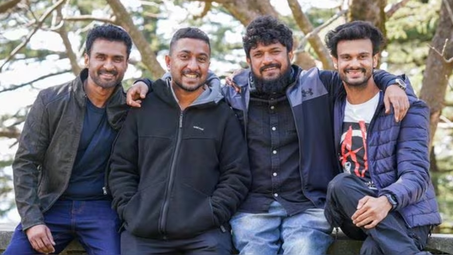 Vineeth Sreenivasan Movie: തിരയ്ക്ക് ശേഷം വിനീതിന്റെ ത്രില്ലർ വരുന്നു; ഒപ്പം മെറിലാൻഡ് സിനിമാസും, ആകാംക്ഷയിൽ പ്രേക്ഷകർ