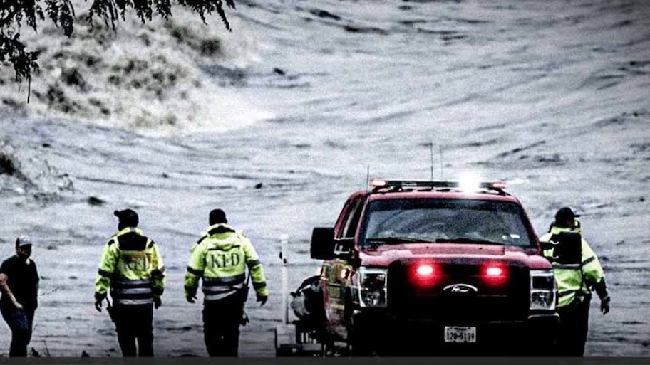 Texas flood: ടെക്സസിൽ മിന്നൽ പ്രളയത്തിൽ 24 മരണം, 25 പെൺകുട്ടികളെ കാണാതായി
