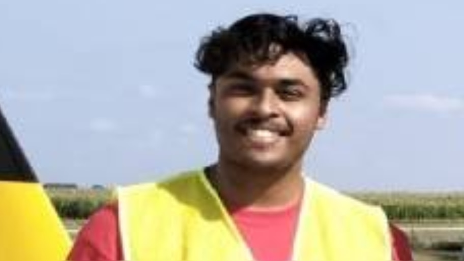 Canada Plane Crash: പരിശീലന പറക്കലിനിടെ അപകടം; കാനഡയിൽ മലയാളി ഉൾപ്പെടെ 2 പേർക്ക് ദാരുണാന്ത്യം