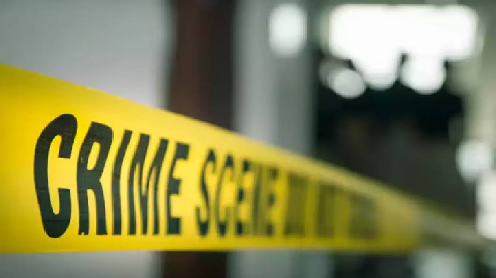 Acid Attack in Karnataka: വിവാഹാഭ്യർത്ഥന നിരസിച്ചു; 18കാരിക്ക് നേരെ ആസിഡ് ആക്രമണം Acid Attack in Karnataka: വിവാഹാഭ്യർത്ഥന നിരസിച്ചു; 18കാരിക്ക് നേരെ ആസിഡ് ആക്രമണം