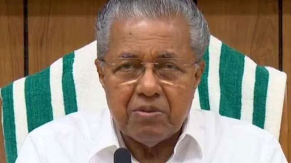 CM Backs To Kerala: അമേരിക്കയിലെ ചികിത്സയ്ക്ക് ശേഷം മുഖ്യമന്ത്രി മടങ്ങിയെത്തി CM Backs To Kerala: അമേരിക്കയിലെ ചികിത്സയ്ക്ക് ശേഷം മുഖ്യമന്ത്രി മടങ്ങിയെത്തി