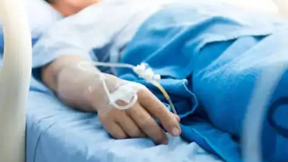 Food Poisoning: സർക്കാർ സ്കൂളിലെ ഉച്ചഭക്ഷണം കഴിച്ച 25 വിദ്യാർത്ഥികൾക്ക് ഭക്ഷ്യവിഷബാധ; സംഭവം തിരുവനന്തപുരത്ത് Food Poisoning: സർക്കാർ സ്കൂളിലെ ഉച്ചഭക്ഷണം കഴിച്ച 25 വിദ്യാർത്ഥികൾക്ക് ഭക്ഷ്യവിഷബാധ; സംഭവം തിരുവനന്തപുരത്ത്