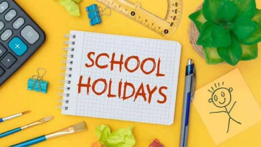 School Holiday: കനത്ത മഴ; ഈ ജില്ലകളിലെ വിദ്യാഭ്യാസ സ്ഥാപനങ്ങൾക്ക് നാളെ അവധി