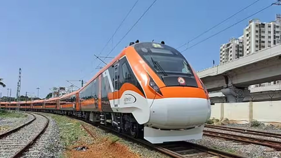 Vande Bharat: എട്ട് വന്ദേഭാരത് തീവണ്ടികളിൽ തത്സമയ ബുക്കിങ്; ഇനി 15 മിനിറ്റ് മുന്പുവരെ ടിക്കറ്റ് ബുക്ക് ചെയ്യാം Vande Bharat: എട്ട് വന്ദേഭാരത് തീവണ്ടികളിൽ തത്സമയ ബുക്കിങ്; ഇനി 15 മിനിറ്റ് മുന്പുവരെ ടിക്കറ്റ് ബുക്ക് ചെയ്യാം