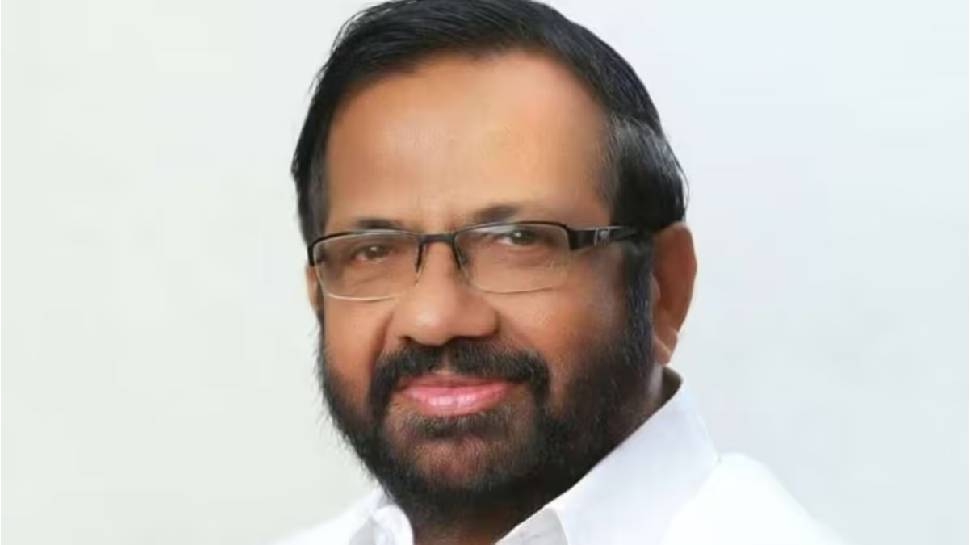 Palode Ravi: പാലോട് രവി ഡിസിസി അധ്യക്ഷ സ്ഥാനം രാജിവെച്ചു Palode Ravi: പാലോട് രവി ഡിസിസി അധ്യക്ഷ സ്ഥാനം രാജിവെച്ചു