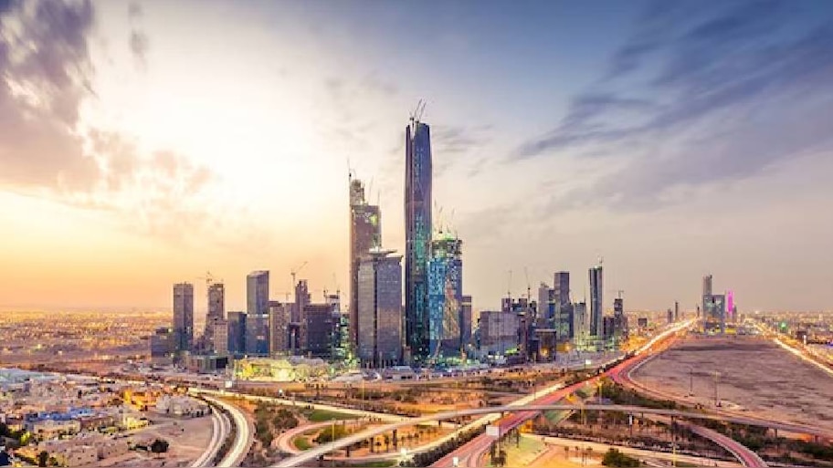 Saudi New Real Estate Law: സൗദിയില്‍ ഇനി മലയാളികള്‍ക്കും ഭൂമിയും വസ്തുക്കളും വാങ്ങാം... വന്‍ മാറ്റം! പുതിയ നിയമം