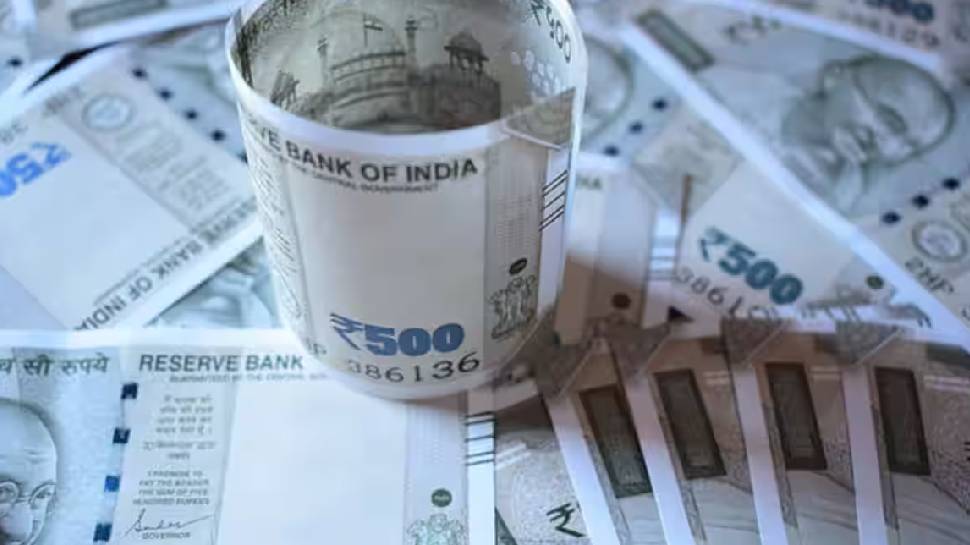 Big Lottery for NRIs: പ്രവാസികള്ക്ക് ലോട്ടറി! അമേരിക്ക ഇന്ത്യക്ക് കൊടുത്ത പണിയില് ലാഭം പ്രവാസികള്ക്ക്... എങ്ങനെയെന്ന് അറിയാം Big Lottery for NRIs: പ്രവാസികള്ക്ക് ലോട്ടറി! അമേരിക്ക ഇന്ത്യക്ക് കൊടുത്ത പണിയില് ലാഭം പ്രവാസികള്ക്ക്... എങ്ങനെയെന്ന് അറിയാം