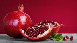 Pomegranate Facepack: തിളക്കമുള്ള ചര്‍മ്മം വേണോ? മാതളനാരങ്ങ ഫേസ് പാക്ക് പരീക്ഷിക്കാം