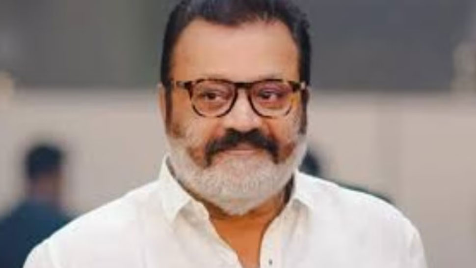 Suresh Gopi In Thrissur: വിവാദങ്ങൾക്കിടെ സുരേഷ്ഗോപി തൃശൂരിൽ; മുദ്രാവാക്യം വിളിച്ച് ബിജെപി പ്രവർത്തകർ Suresh Gopi In Thrissur: വിവാദങ്ങൾക്കിടെ സുരേഷ്ഗോപി തൃശൂരിൽ; മുദ്രാവാക്യം വിളിച്ച് ബിജെപി പ്രവർത്തകർ
