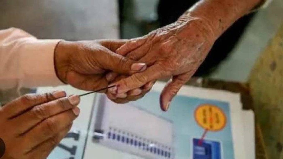 Local Body Election: തദ്ദേശ തെരഞ്ഞെടുപ്പ്; ഈ മാസം 30 വരെ തദ്ദേശ സ്ഥാപനങ്ങള്‍ തുറന്ന് പ്രവര്‍ത്തിക്കാന്‍ നിര്‍ദേശം